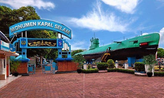 Monumen Kapal Selam Surabaya