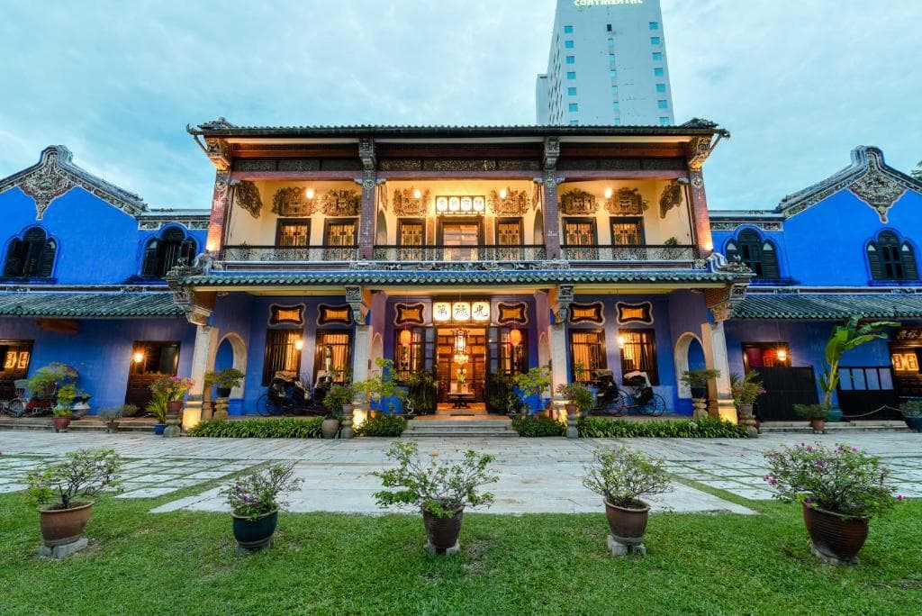 Cheong Fatt Tze - The Blue Mansion